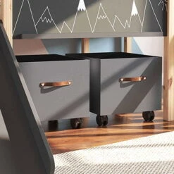 Nature Kid Cory Kinderzimmer Anthrazit 8-teilig Mit Hausbett 90 X 200 Cm, Dach & Schreibtisch -Roba || Pinolino Verkaufsgeschäft 100131 catania bett anthrazit ambiente blau2 2k 1 1