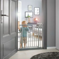 Hauck Stop N Safe 2 + 9cm Ext. Schutzgittererweiterung -Roba || Pinolino Verkaufsgeschäft 4007923597323.pt14.stop n safe 2 incl. 9cm extension silver 1