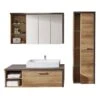 Trendteam Bay Badmöbel 4-teilig Eiche Riviera / Beton -Roba || Pinolino Verkaufsgeschäft bay bd 1693 902 28 frontal mit deko freisteller